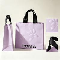 Sac cadeau en papier avec logo personnalisé, poignée en ruban de satin, fleur en relief, finition mate lavande, sac de shopping, sac d'emballage pour bijoux, vente en gros