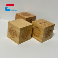 Cubo de Mesa NFC de Madera Ecológica con Logotipo Grabado Personalizado, Bloque de Menú Escaneable, Exhibición de Mesa para Restaurantes y Hoteles