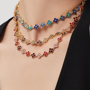 Bracciale, Orecchini, Anello e Collana Enigma Dopamine Burst con Fiore a Quattro Petali in Acciaio Inox, Diamanti Adesivi Fatti a Mano, Lusso Squisito - Product Image 2