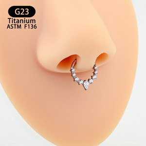 Anneau de nez en titane G23 8 mm, design à pointe avec zircon blanc, bijoux de piercing pour usage quotidien - Product Image 2