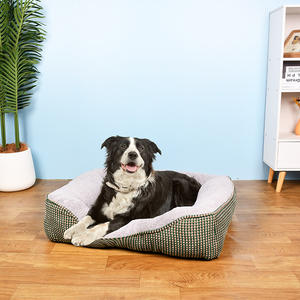 Cama para Perros de Lujo Personalizada, Fabricada en China, Fácil de Limpiar, Lavable, de Felpa Verde Oscuro, Rectangular, Clásica, para Perros Pequeños y Grandes - Product Image 1