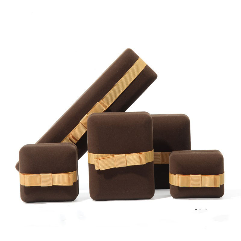 Boîte à bagues marron