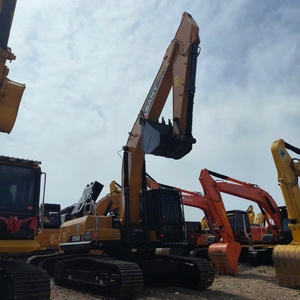 Excavadora de Orugas Sany 245H Usada, Motor Mitsubishi en Buen Estado, Bomba Principal, Cucharón de 1.5m, Potencia de 147kW, de Segunda Mano en Venta - Product Image 2