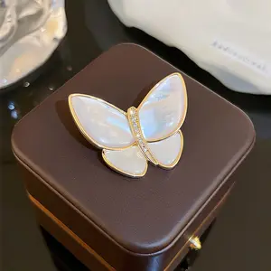 2023 Neue Designer Brosche Modeschmuck Schmetterling Broschen Damen Anti Light Plate Strass Pin