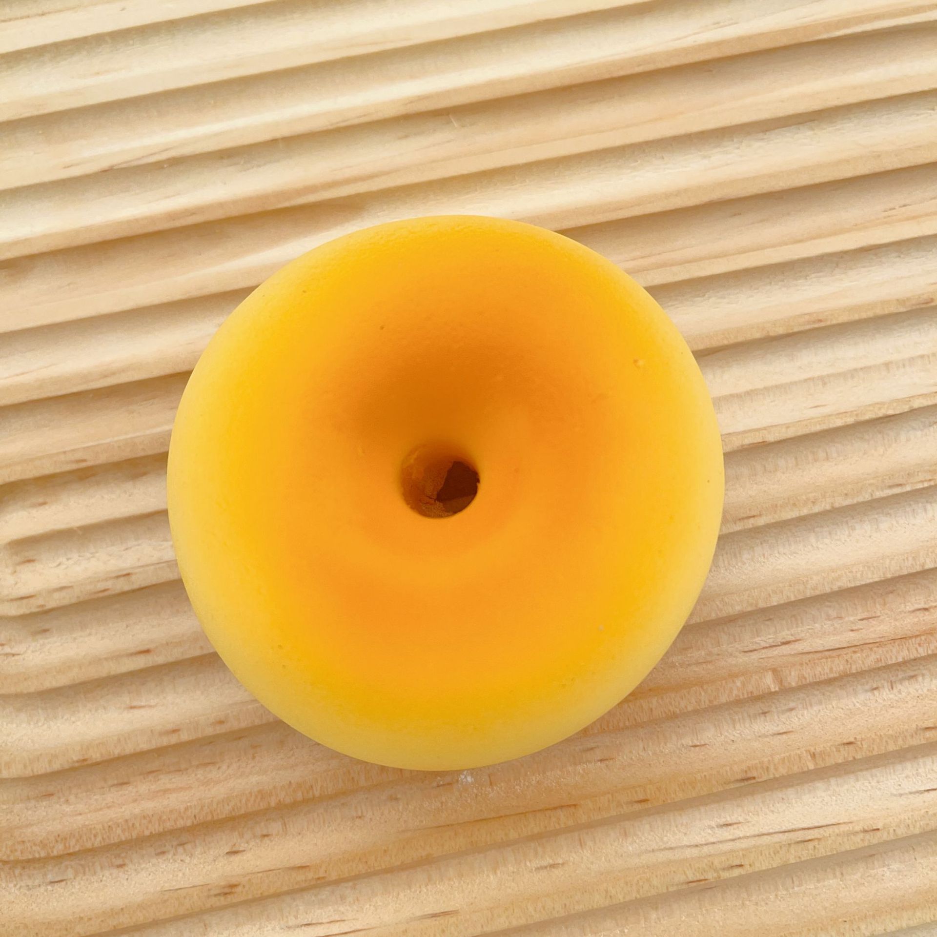 20674-Donuts PU spongieux