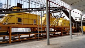 Dây chuyền sản xuất máy làm ván <span class=keywords><strong>OSB</strong></span> tự động hoàn toàn, giá bán trong ngành công nghiệp sản xuất, dây chuyền sản xuất ván dăm - Product Image 5