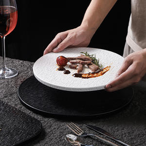 Assiette moderne en céramique de fruits à texture de roche en relief vaisselle de cuisine occidentale personnalisée et créative de grande valeur pour restaurant hôtel - Product Image 1