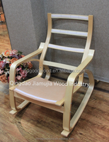 Chaise longue à bascule en bois courbé de style antique avec accoudoirs pour le salon