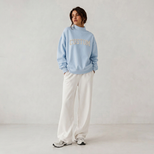 เสื้อสเวตเชิ้ตคอเต่าทรงโอเวอร์ไซส์สำหรับผู้หญิง สีฟ้าอ่อน ปักลายตัวอักษรตามสั่ง ถักจากผ้าฝ้าย 100% สไตล์สตรีทแวร์ สำหรับฤดูใบไม้ร่วง - Product Image 1