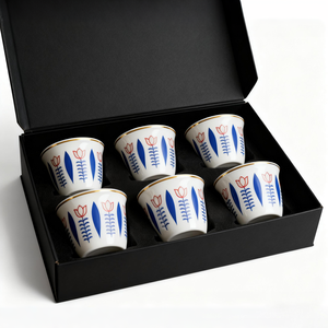 कस्टम कैवा कप फूलों के डिजाइन और सोने के ट्रिम के साथ सेट व्यक्तिगत उपहार बॉक्ड चाय कप - Product Image 1