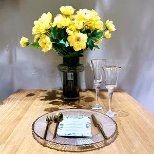 Luxury Glassware Decorative Artificial Flowers Champagne Flutes Plate For Shop Bar Banquet Wedding Party Decor