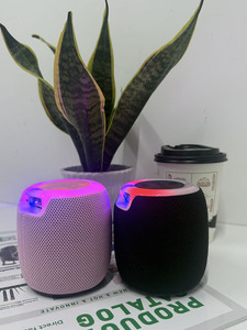 Thời trang mới xách tay mini cho loa không dây với RGB LED và FM chức năng Trọng lượng nhẹ ngoài trời-thân thiện với sản phẩm - Product Image 6