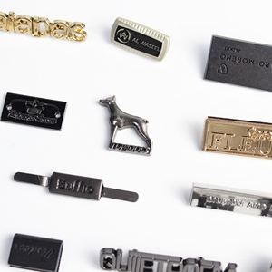 Bán Buôn Kẽm Hợp Kim Biểu Tượng Tùy Chỉnh Tên Phù Hiệu Cá Nhân Nhãn Kim Loại Cho Quần Áo Cho May Nhận Dạng - Product Image 6