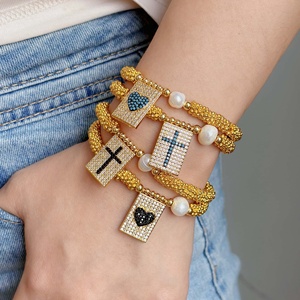 <span class=keywords><strong>Bracciale</strong></span> con perline alla moda a forma <span class=keywords><strong>di</strong></span> cuore a forma <span class=keywords><strong>di</strong></span> stella con ciondolo a forma <span class=keywords><strong>di</strong></span> stella a forma <span class=keywords><strong>di</strong></span> cuore 18k placcato in oro placcato placcato gioiello Multi-stile <span class=keywords><strong>bracciale</strong></span> da donna - Product Image 6