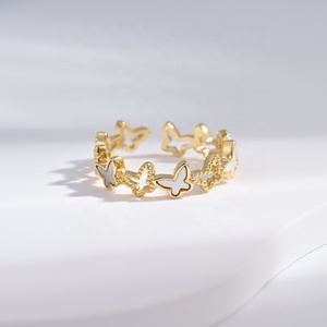 Bague de mode en laiton plaqué or 18 carats avec pierres précieuses, design de créateur, pour femme, zircon marquise, ajustable, en cuivre - Product Image 3