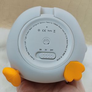 Lámpara Nocturna de Silicona con Forma de Pingüino, Recargable por USB, LED, Lámpara de Noche para Niños, Lámpara de Noche para Guardería con Doble Brillo - Product Image 6