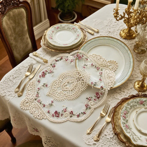 Europäische <span class=keywords><strong>Vintage</strong></span> Spitze Tisch matte Staubs chutz Stoff Vase Untersetzer mit Französisch Stickerei Hohl spitze Tischset dekorative Matten & Pads - Product Image 5