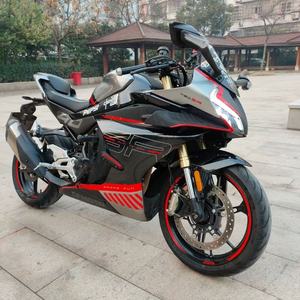 La puissance des performances avec la nouvelle <span class=keywords><strong>moto</strong></span> CF <span class=keywords><strong>Moto</strong></span> 450SR-S, moteur puissant avec une large plage de puissance, motos d'<span class=keywords><strong>occasion</strong></span> à essence - Product Image 5