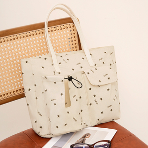 Sacola de Compras Personalizável de Veludo Cotelê Reciclável com Estampa de Cereja, Dobrável, Alça de Ombro, Fechamento Aberto e Bolso - Product Image 4