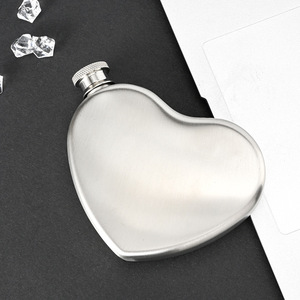 Biểu Tượng Tùy Chỉnh Xách Tay 3Oz <span class=keywords><strong>Mini</strong></span> Hình Trái Tim Thép Không Gỉ Hip <span class=keywords><strong>Flask</strong></span> Túi Nhỏ Rượu Rượu Chai Cho Quà Tặng - Product Image 2