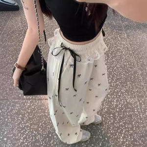 กางเกงลำลองแฟชั่นลูกไม้ปะติดสำหรับผู้หญิงกางเกงจ๊อกกิ้งพิมพ์ลายเพรพปี้โบว์ทรงหลวมสำหรับฤดูร้อนกางเกงเอวสูงเข้าได้กับทุกชุด - Product Image 1