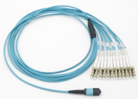 8/12/24core FTTH OM3 OM4 câble de sortie connecteur MTP câble LC vers MPO cordon de raccordement à fibre optique