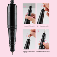 Le perceuse à ongles professionnelle SML est en plastique, livrée avec un adaptateur, et convient à une utilisation en salon de manucure et à domicile.