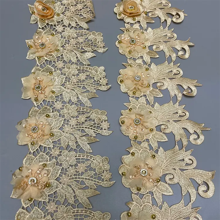 Toptan özelleştirme işlemeli boncuklu dantel taklidi el yapımı 3D çiçek Polyester gipür nakış dantel süs kumaşı