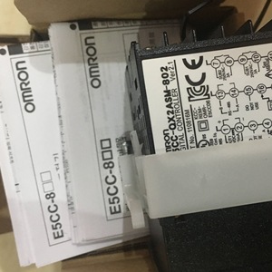 Temperature Controller E5CC-CQ2ASM-002 <b>12V</b> <b>DC</b> HVAC Application - Product Image 3