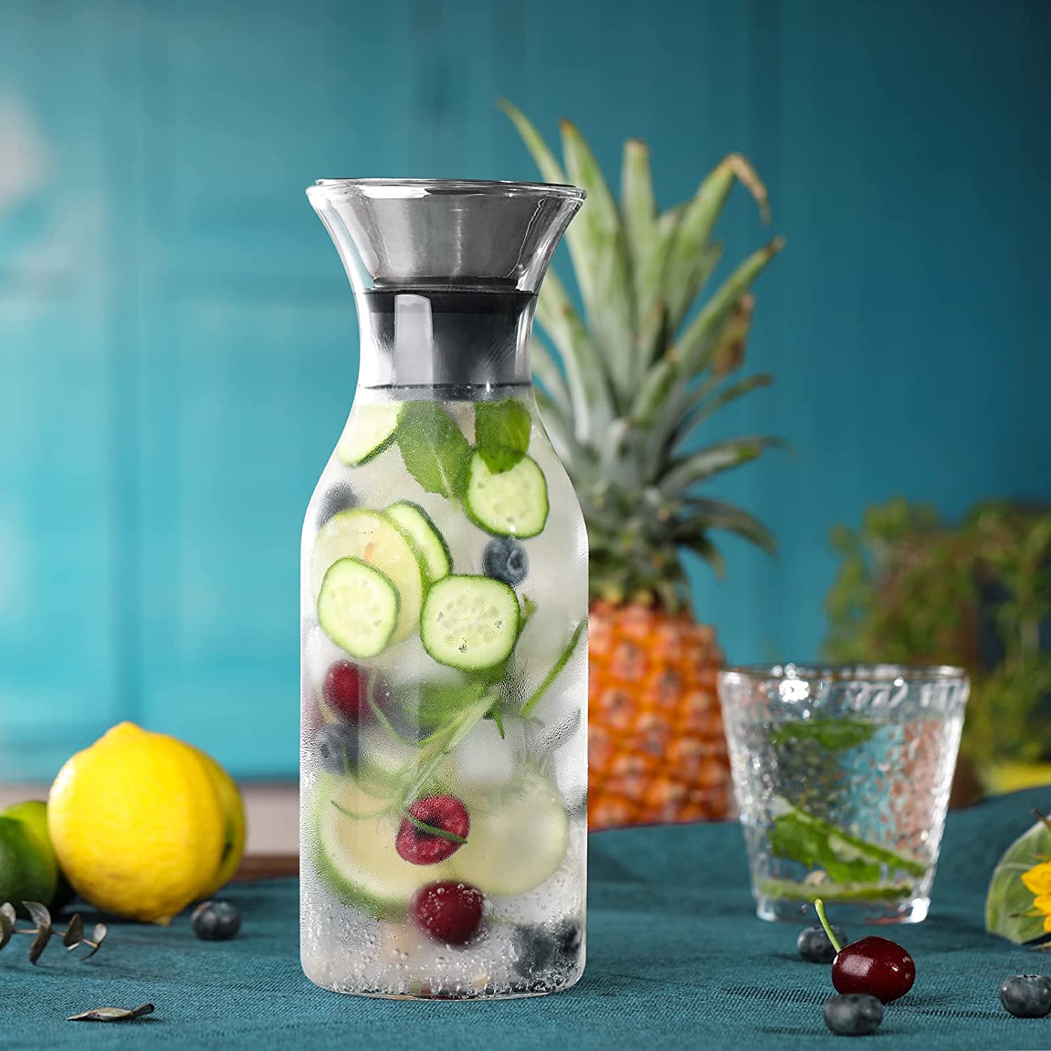 35 Oz Glass Carafe with Stainless Steel Silicone Flip-top Lid Glass Water Pitcher Fridge Ice Tea Maker