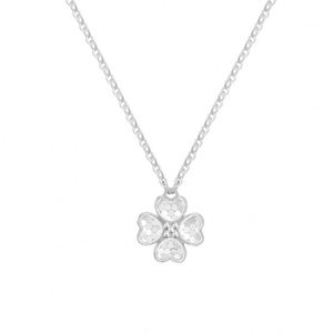 สร้อยคอจี้รูปใบโคลเวอร์สี่แฉกประดับเพชร CZ เกรด 5A ดีไซน์ทันสมัยจาก Dylam Trending Design Fine Jewelry ทำจากเงินแท้ 925 รูปทรงน้ำแข็งบด - Product Image 1