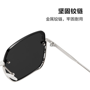 JS8564 Gafas de sol rectangulares UV400 con montura completa, protección solar unisex de moda para adultos - Product Image 4