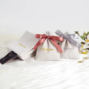 Sacs à bijoux en velours de luxe personnalisables 10x12cm avec ruban à nœud, logo personnalisé, emballage cosmétique pour mariage, sacs à cordon - Product Image 2