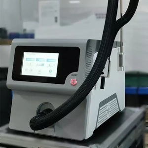 Dernière génération <span class=keywords><strong>de</strong></span> machine <span class=keywords><strong>de</strong></span> refroidissement cutané à air froid pour la <span class=keywords><strong>réduction</strong></span> <span class=keywords><strong>de</strong></span> la douleur lors du traitement <span class=keywords><strong>de</strong></span> l'élimination des tatouages - Product Image 4