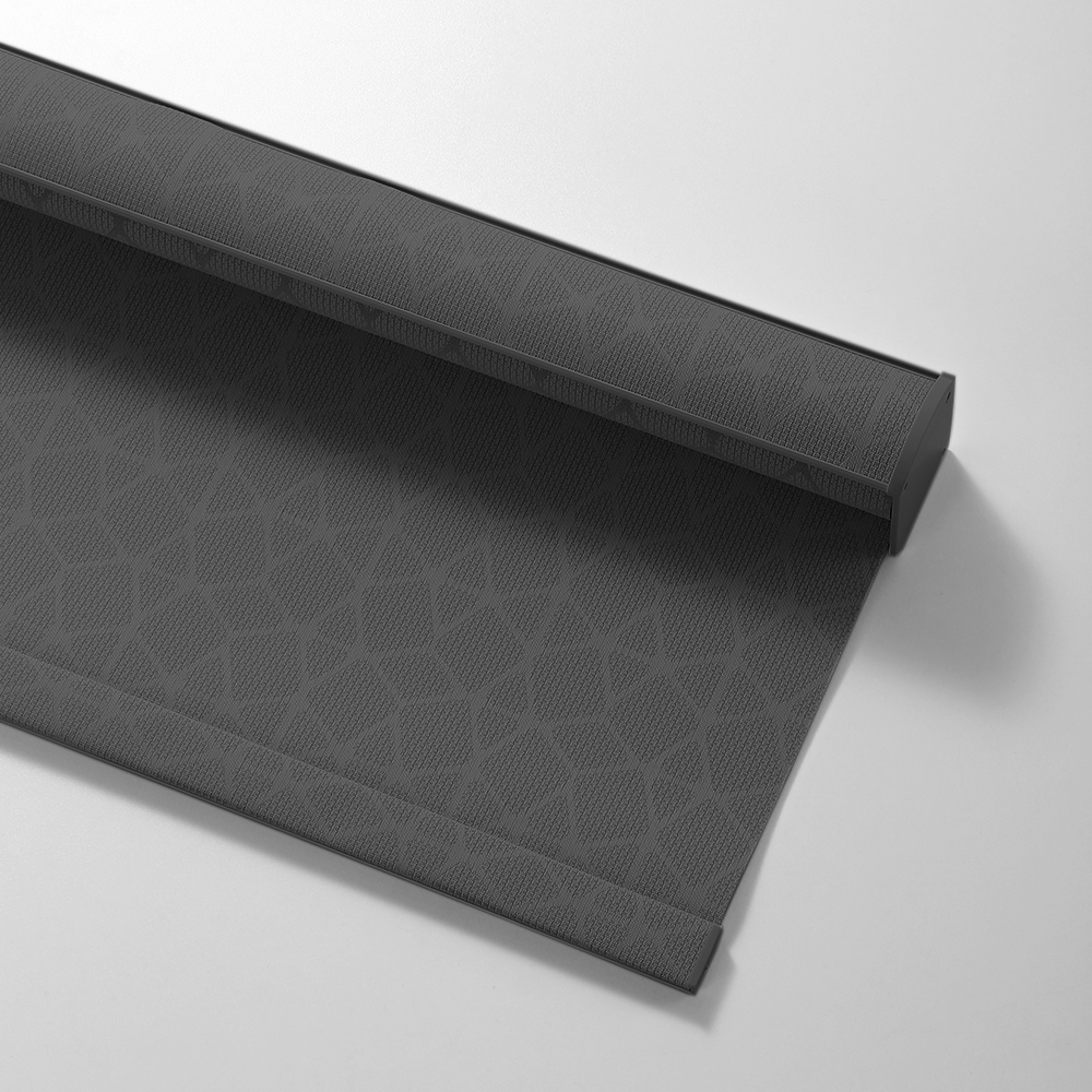 สีเทาเข้ม