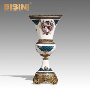 Pintoresca maceta de porcelana azul y blanca de estilo europeo con asas de cobre maceta ornamental de vida cortesana pintada <span class=keywords><strong>a</strong></span> <span class=keywords><strong>mano</strong></span> - Product Image 3