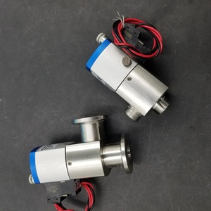 Vanne d'angle sous vide Inficon Vap005 X 250 051 pour gaz, température normale, matériau plastique - Product Image 1