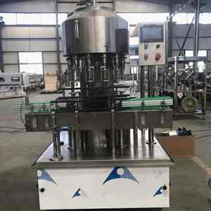 Máquina de Llenado Rotativa Personalizable para Botellas de Vidrio y Plástico, Aplicaciones de Agua y Bebidas, con Presión Negativa - Product Image 6