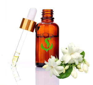 El aceite de jazmín ofrecido tiene su origen en India y es un líquido de color marrón rojizo con un aroma floral, exótico y cálido. - Product Image 1