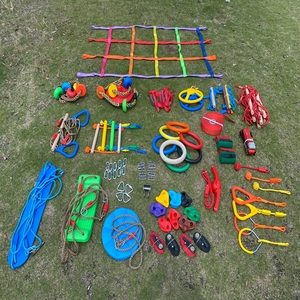Parcours d'obstacles Ninja Warrior pour enfants en plein air, parcours d'aventure amusant et stimulant - Product Image 1