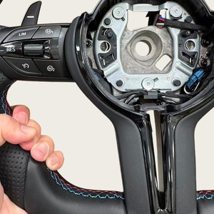 Volant en cuir pour BMW F10 F15 F16 F20 F22 F25 F26 F30 F31 F32 F34 F35 M3 F80 M5 F36 F15 E70 E90 E71 Vente en gros et au détail - Product Image 4