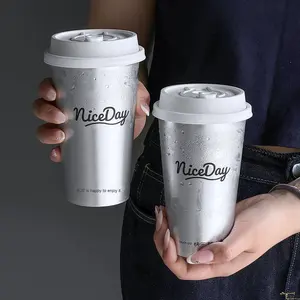 Vaso de plástico desechable con logotipo personalizado de moda, inyección de PP transparente de 90mm, pegatina de película interior creativa para pared única caliente/fría - Product Image 2