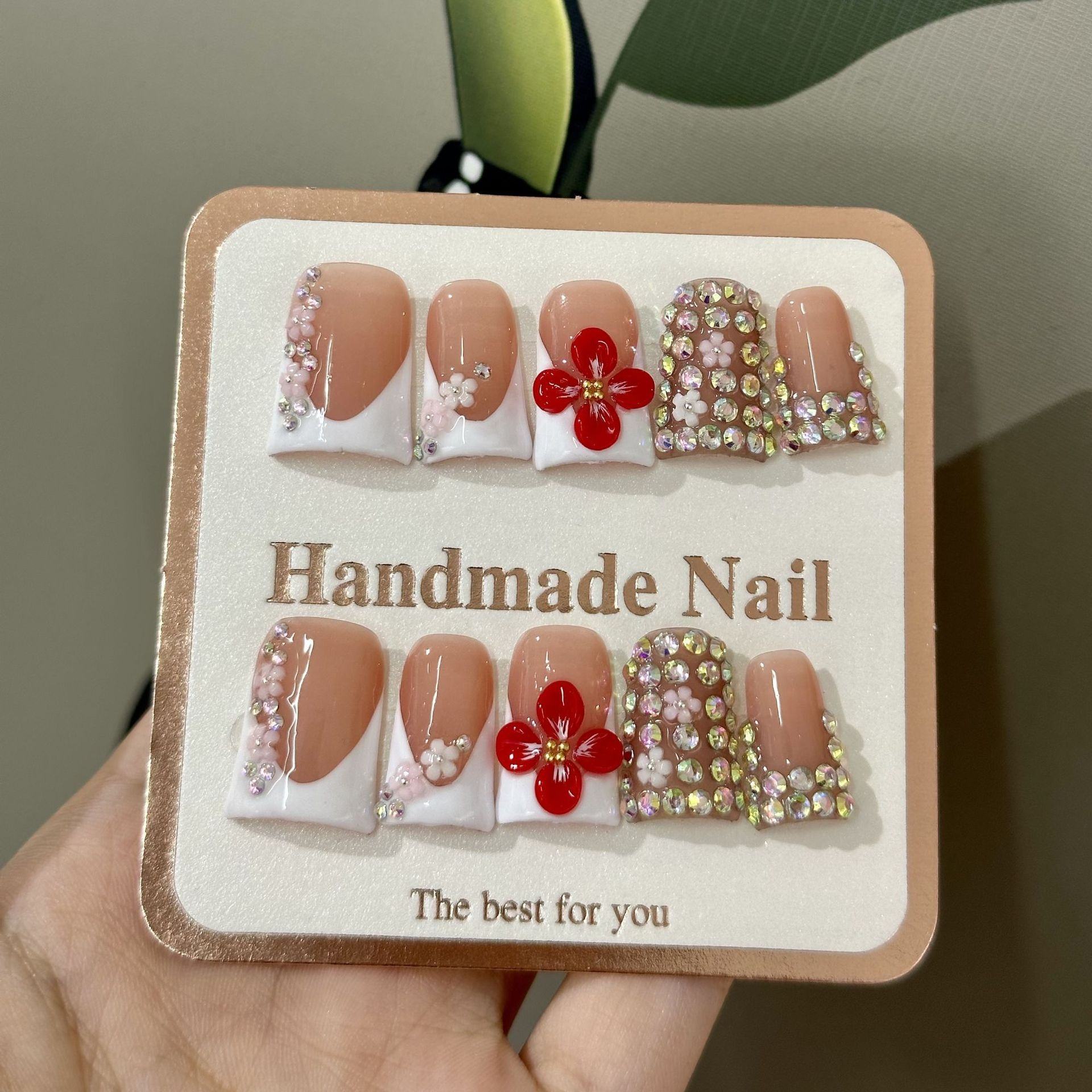 Hot Sale Wholesale 10pcs Handmade Pink French Manicure 3D Carved Flowers Design Duckbill Handmade Sweet Cool Press on Nails