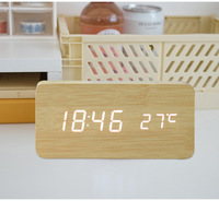 Reloj Despertador LED Moderno para Decoración del Hogar, Reloj de Pared Decorativo de Madera Portátil y Elegante con Alimentación USB y Batería