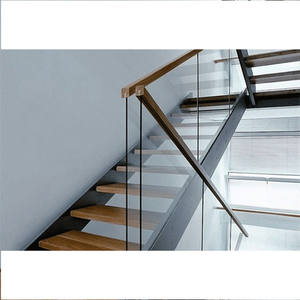 <span class=keywords><strong>Escalier</strong></span> en fer forgé avec design en forme de U et <span class=keywords><strong>marches</strong></span> en marbre, avec éclairage LED - Product Image 1