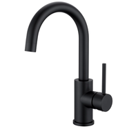 Robinet de cuisine moderne élégant noir mat à un trou, robinet en céramique à jet rétractable à haute voûte avec poignée unique et monté sur le pont