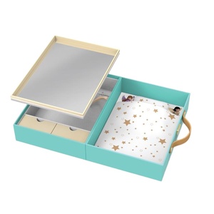 Ensemble de poupées Hape Toy Kruselings Magical Dream Case Girl avec vêtements pour enfants - Product Image 2