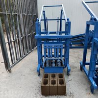 Machine Manuelle à Blocs de Béton 2-45, Petite, Produisant des Briques Creuses à Trois Trous de 400-120-200mm de Longueur, Largeur et Hauteur