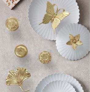 Tirador de cajón de latón para muebles, perilla creativa de flores, animales, mariposa, hoja de ginkgo, gran oferta - Product Image 5