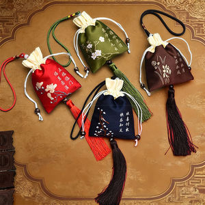 Bolsa Repelente <span class=keywords><strong>de</strong></span> Mosquitos Portátil <span class=keywords><strong>de</strong></span> Artemisa, Diseño Zen Asiático, Tela Brocada, Bordado, Cierre con Cordón - Product Image 2